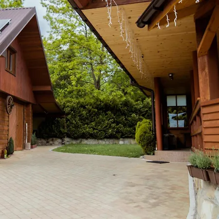 Pawlikowka Фермерский дом *